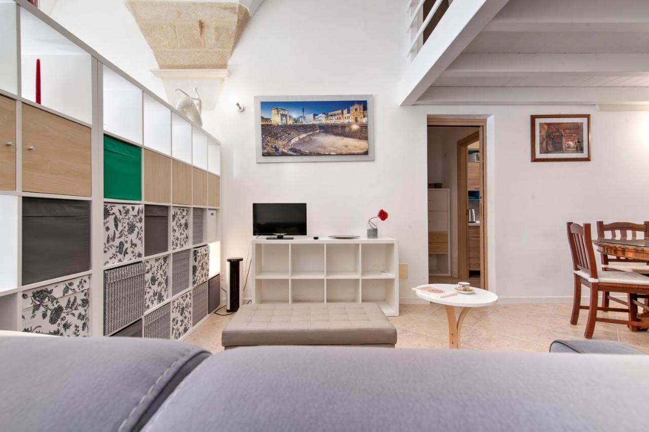 Mesagnesi 6 - Loft Centro Storico Sit Apartment Lecce Exterior photo